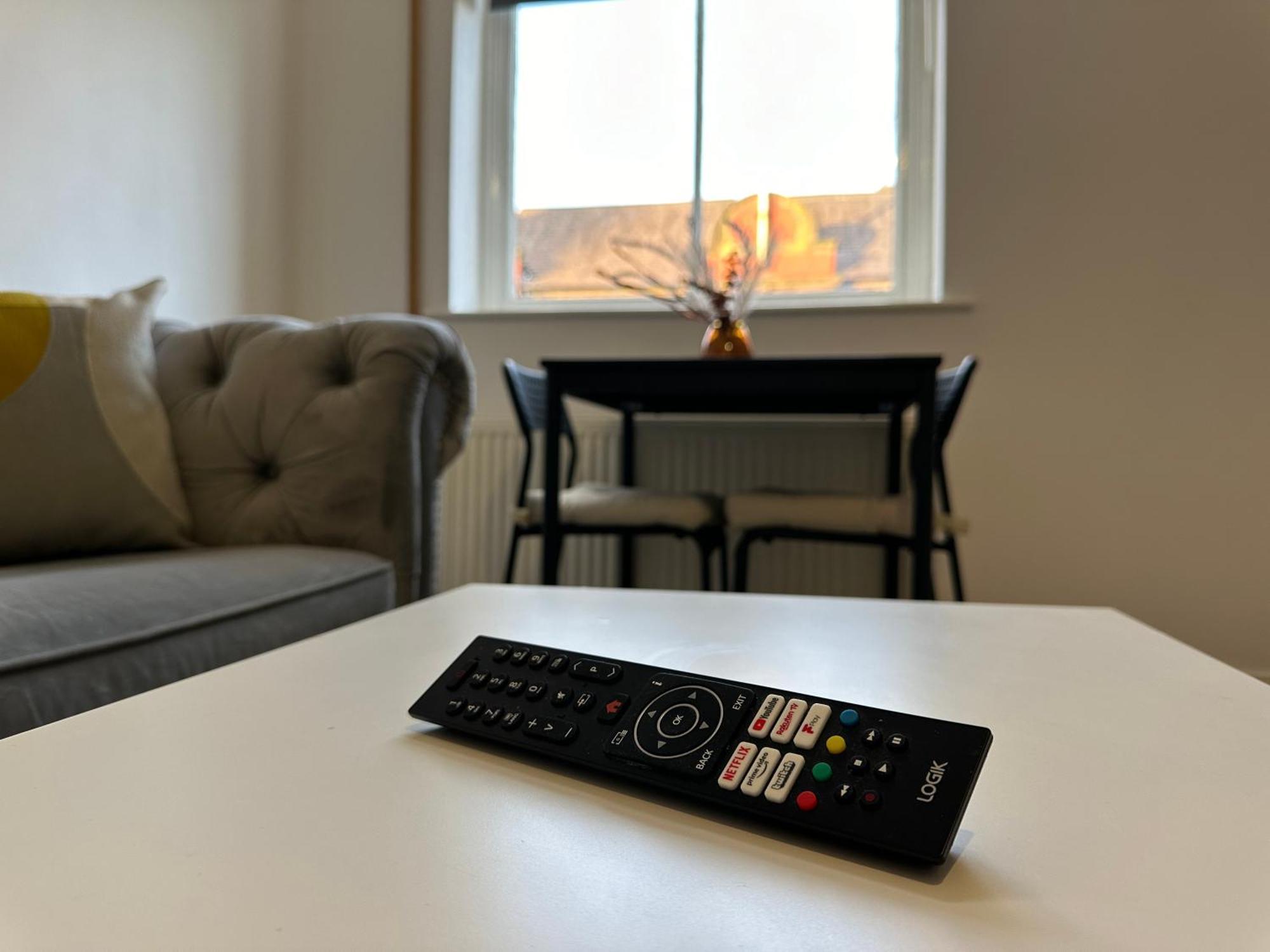 Great Offers On Long Stays!! Laluna Apartments Гейтсхед Екстериор снимка