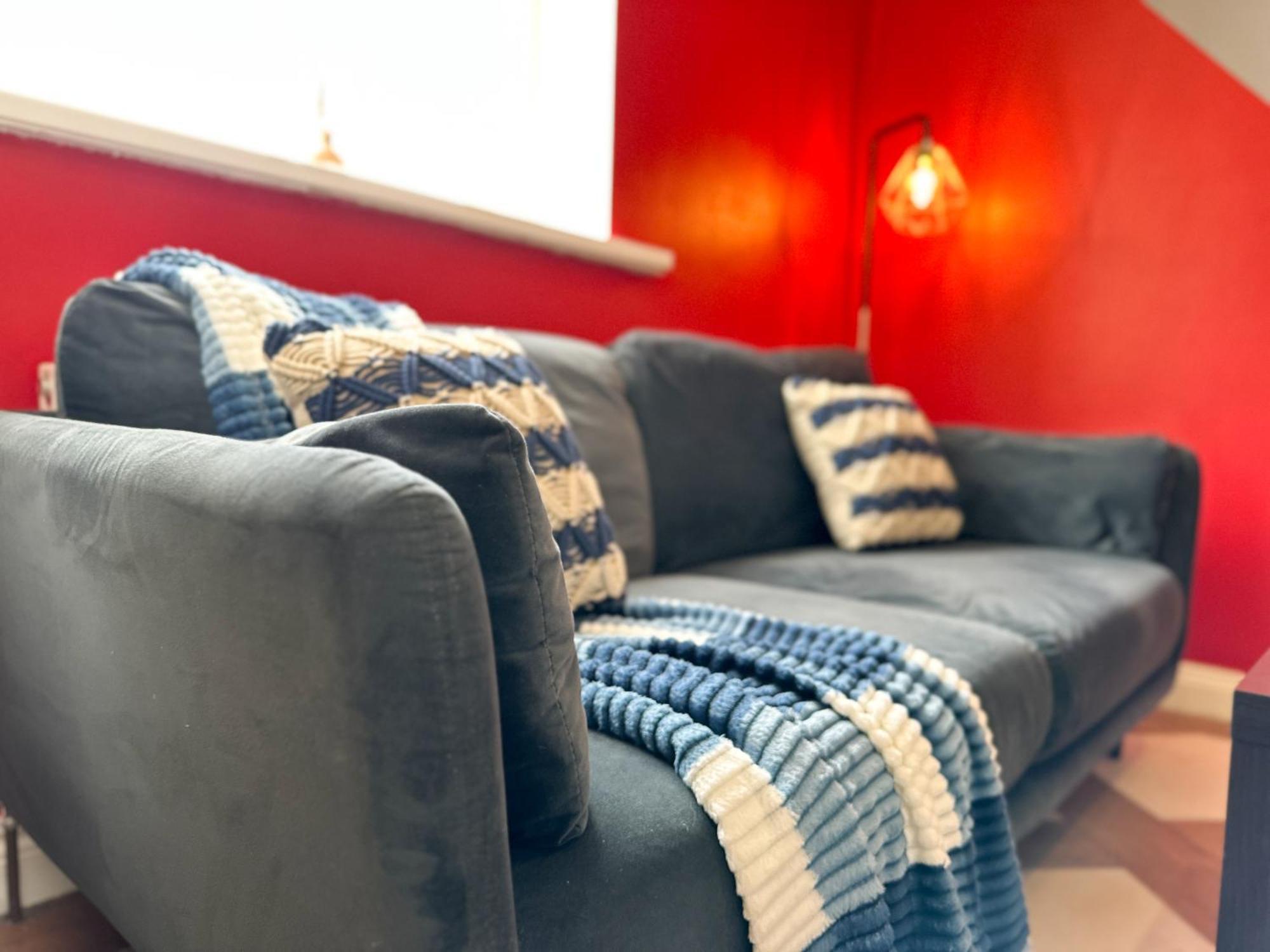 Great Offers On Long Stays!! Laluna Apartments Гейтсхед Екстериор снимка