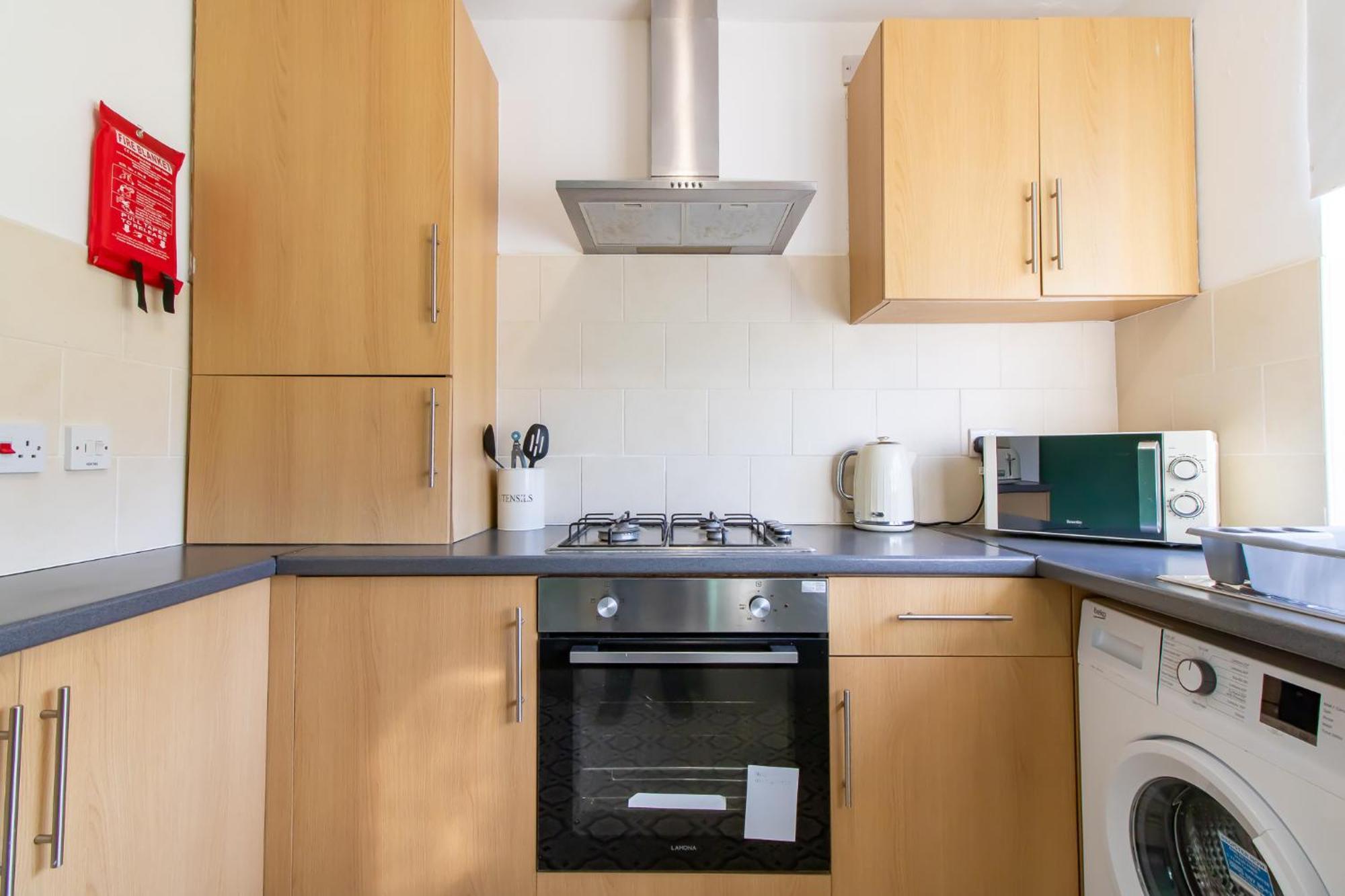 Great Offers On Long Stays!! Laluna Apartments Гейтсхед Екстериор снимка