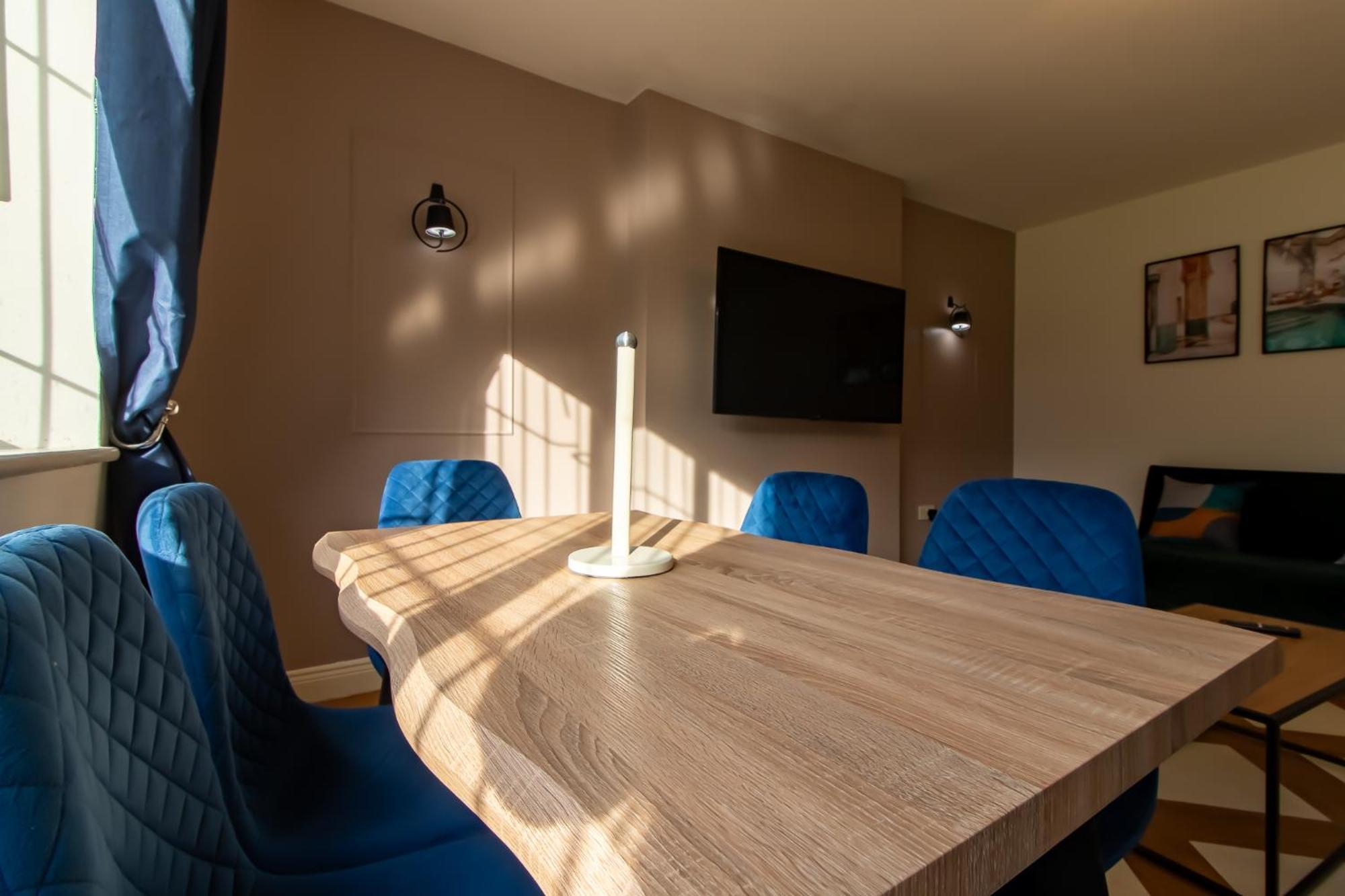 Great Offers On Long Stays!! Laluna Apartments Гейтсхед Екстериор снимка