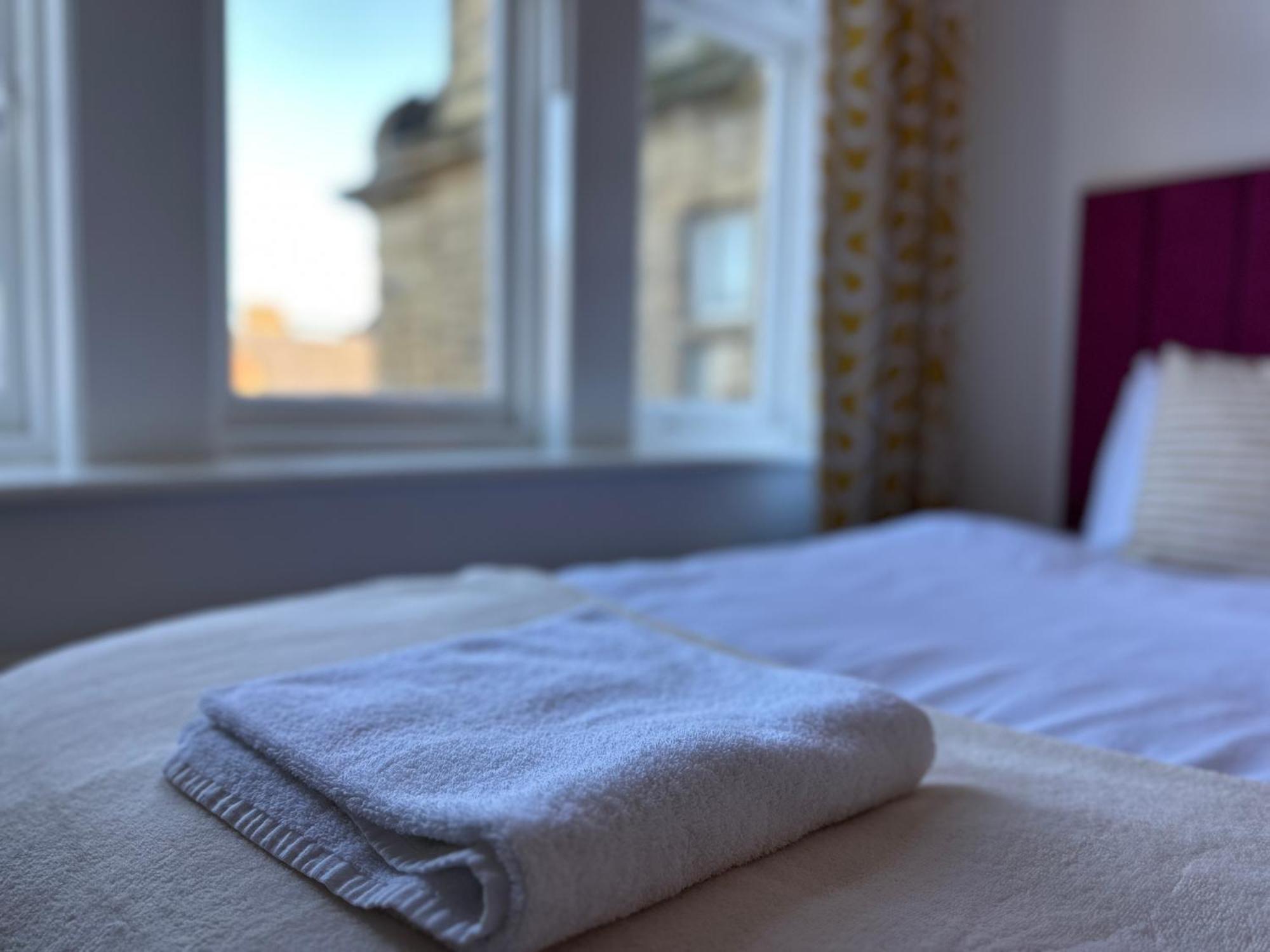 Great Offers On Long Stays!! Laluna Apartments Гейтсхед Екстериор снимка
